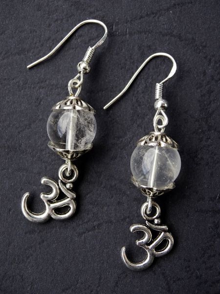 Quartz and Pendant OM, Earrings